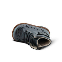 MIDNIGHT CHRYSALIS