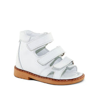 WHITE WONDER